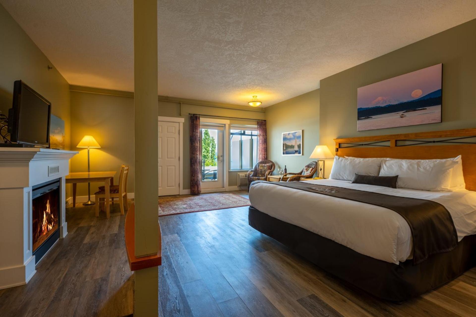 Sidney Waterfront Inn & Suites المظهر الخارجي الصورة