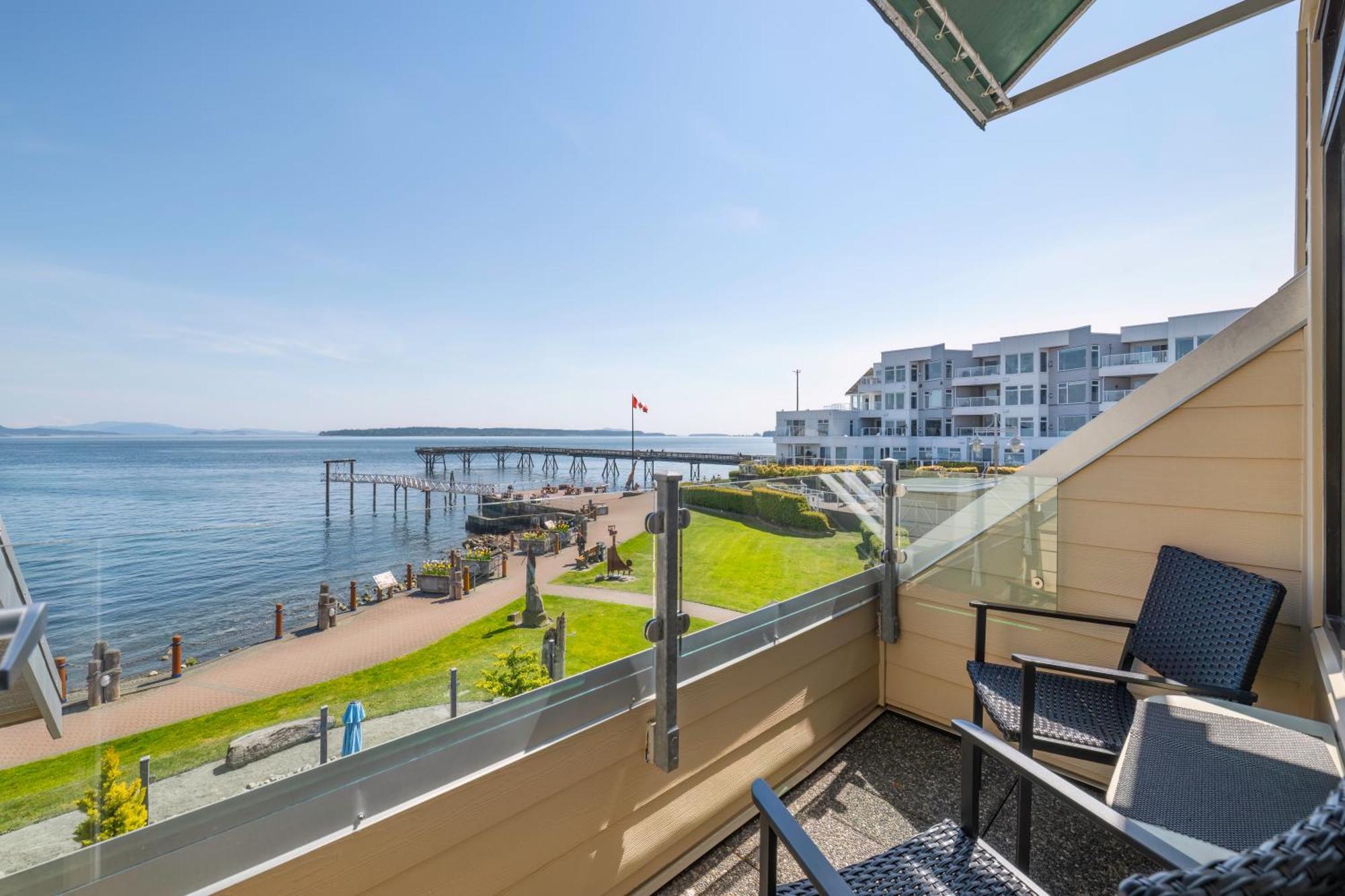Sidney Waterfront Inn & Suites المظهر الخارجي الصورة